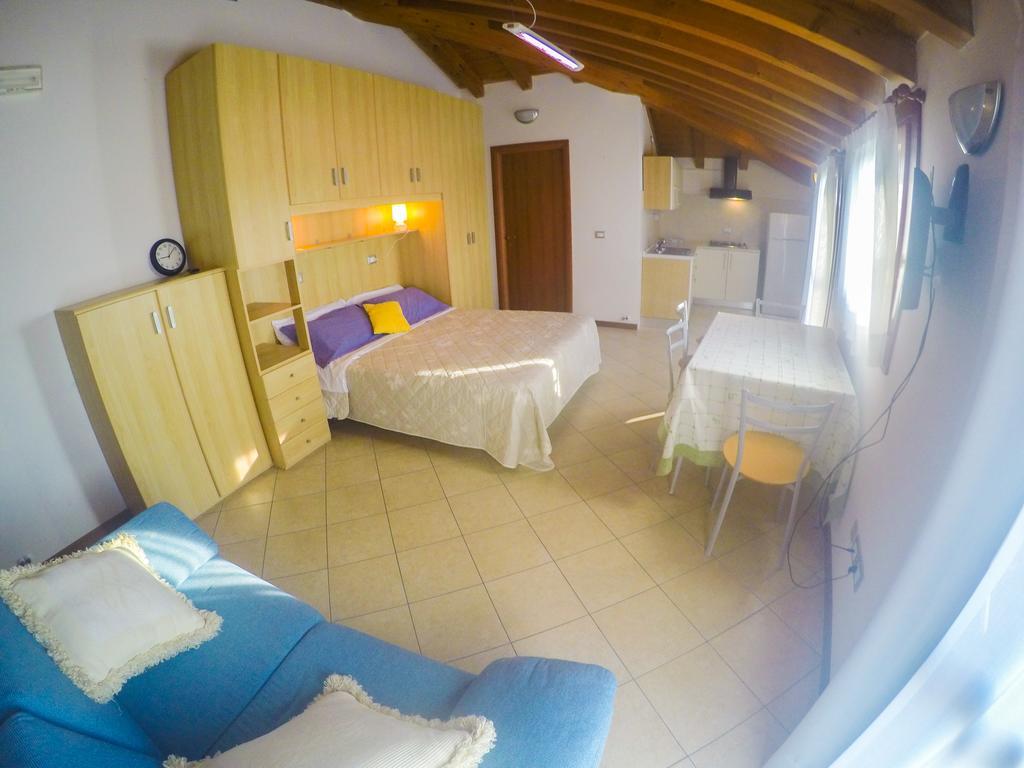 Residence Mediterraneo - Agenzia Cocal Caorle Phòng bức ảnh